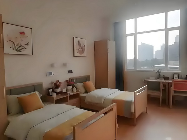 名媛春